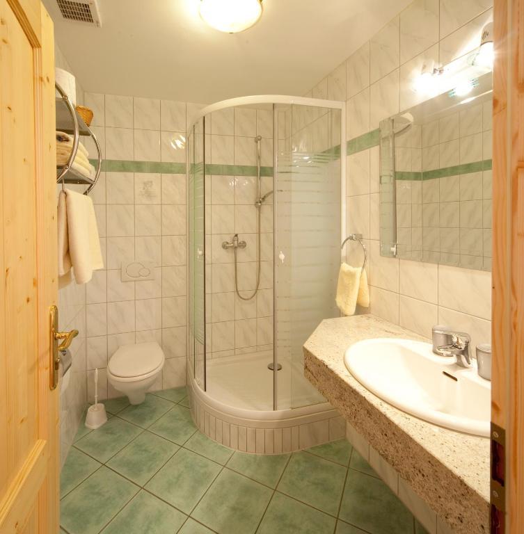 Linden  Landgasthof - Hotel Zum Stern חדר תמונה